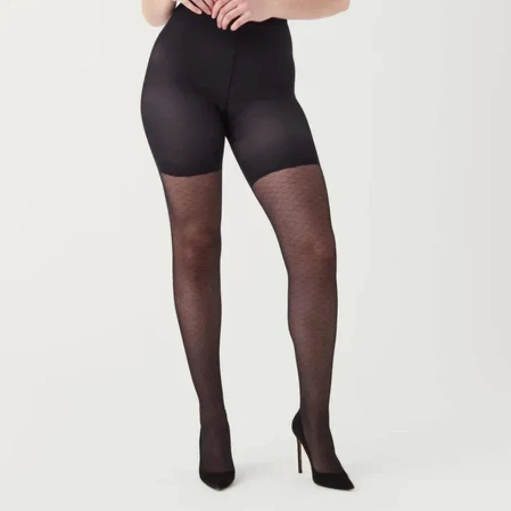 Spanx Tight End Tights Micro Dot Fishnet Tights in Very Black. Sz: C